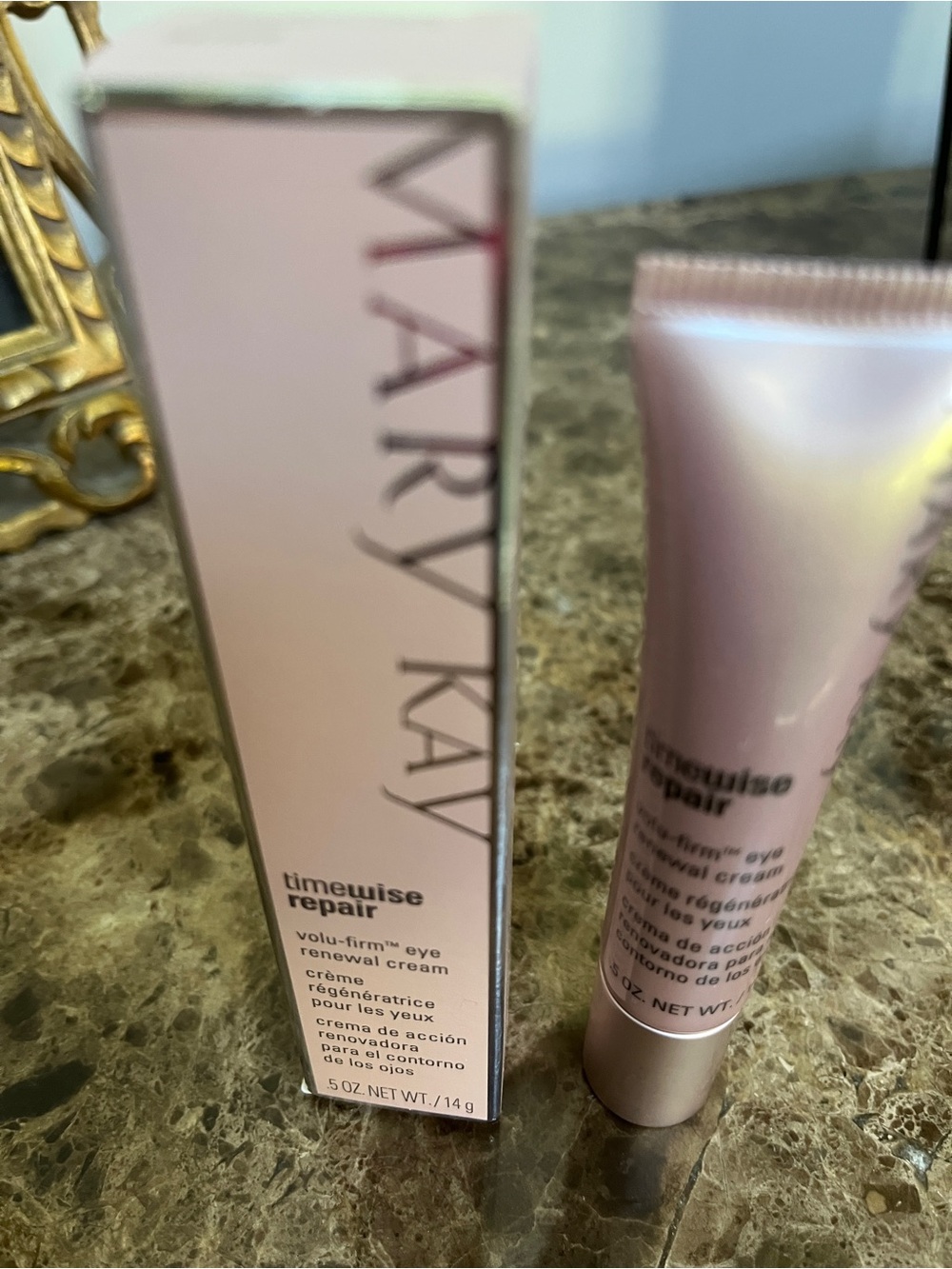 🌸🌸🌸 NWOT 1 Mary Kay Timewise Repair Volu-Firm Eye Renewal Cream -